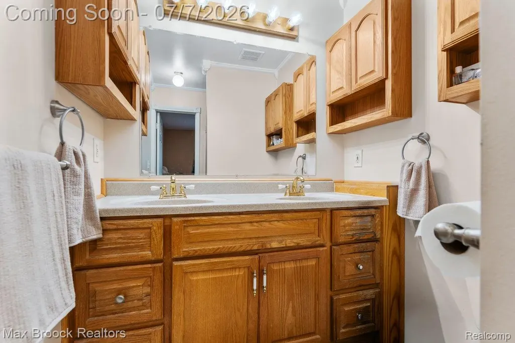 45361 Indian Creek Drive Canton Charter Township MI 48187