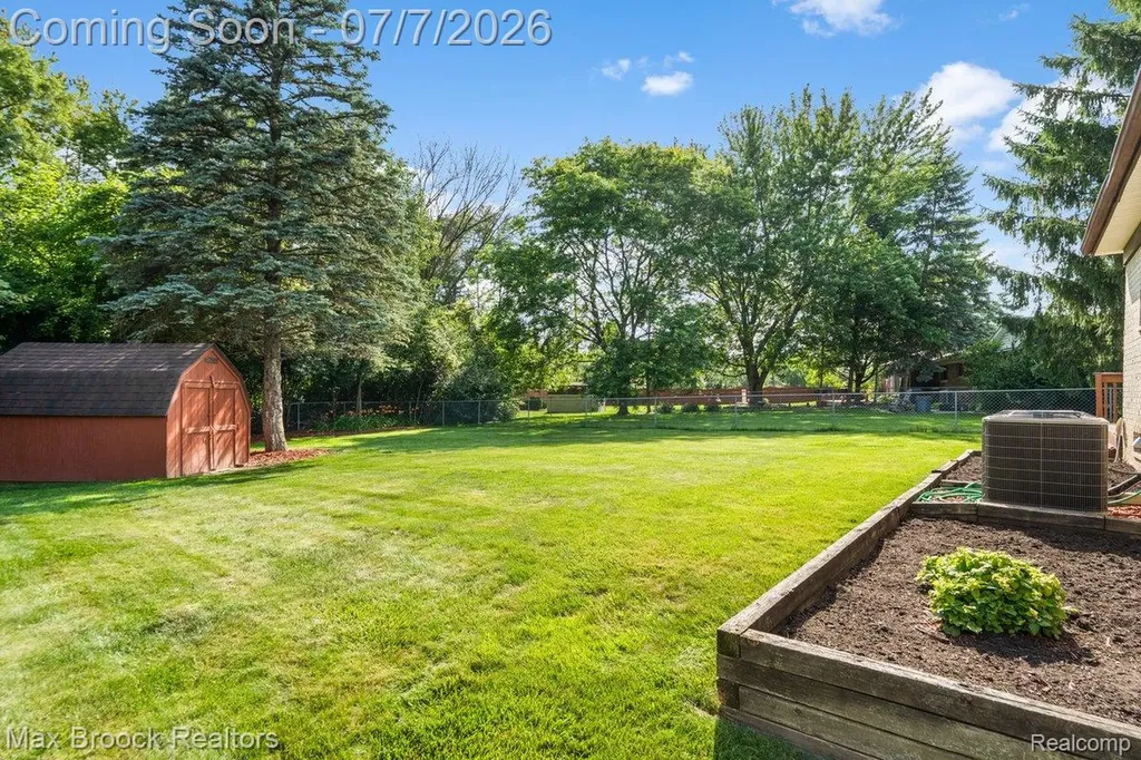 45361 Indian Creek Drive Canton Charter Township MI 48187