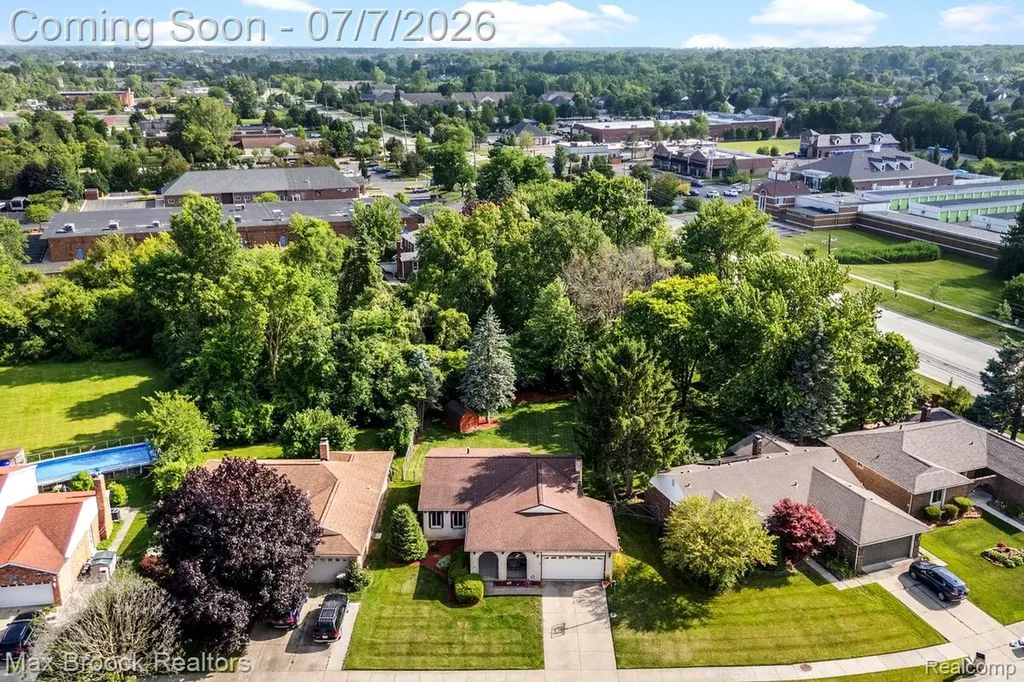 45361 Indian Creek Drive Canton Charter Township MI 48187