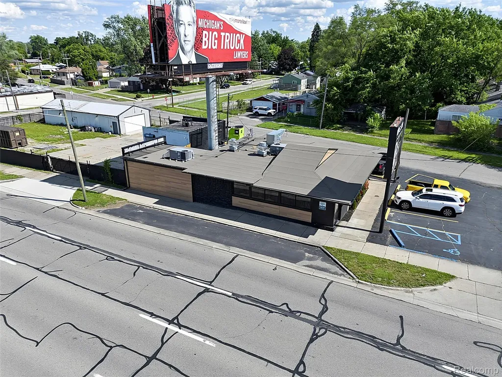 24737 W 8 Mile Road Detroit City MI 48219
