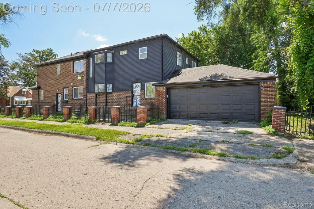 19211 Birwood Street Detroit City MI 48221