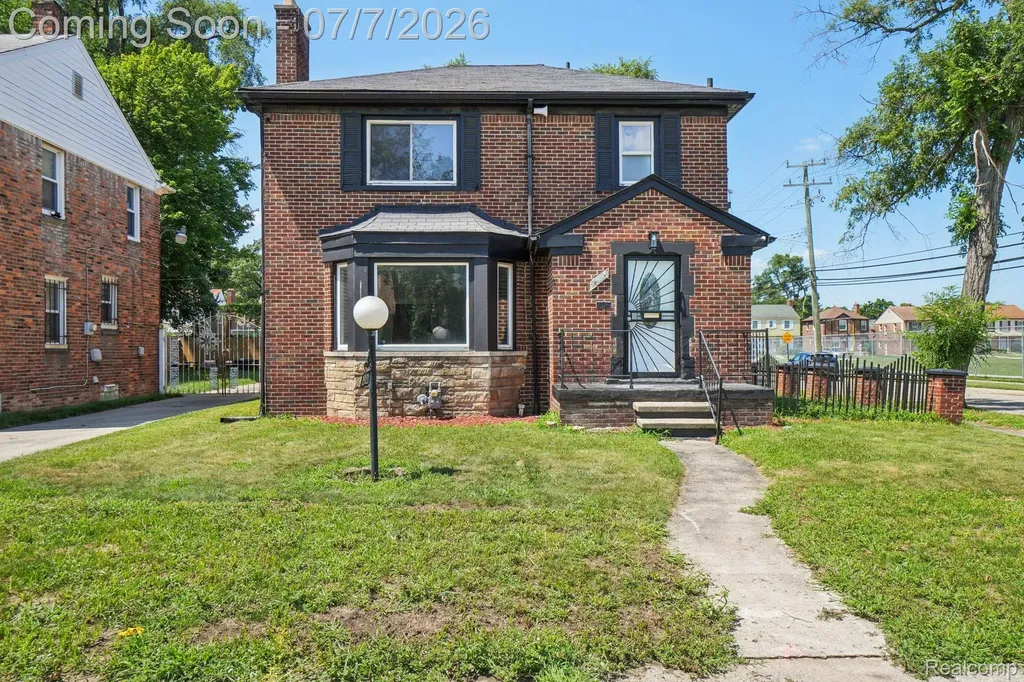 19211 Birwood Street Detroit City MI 48221