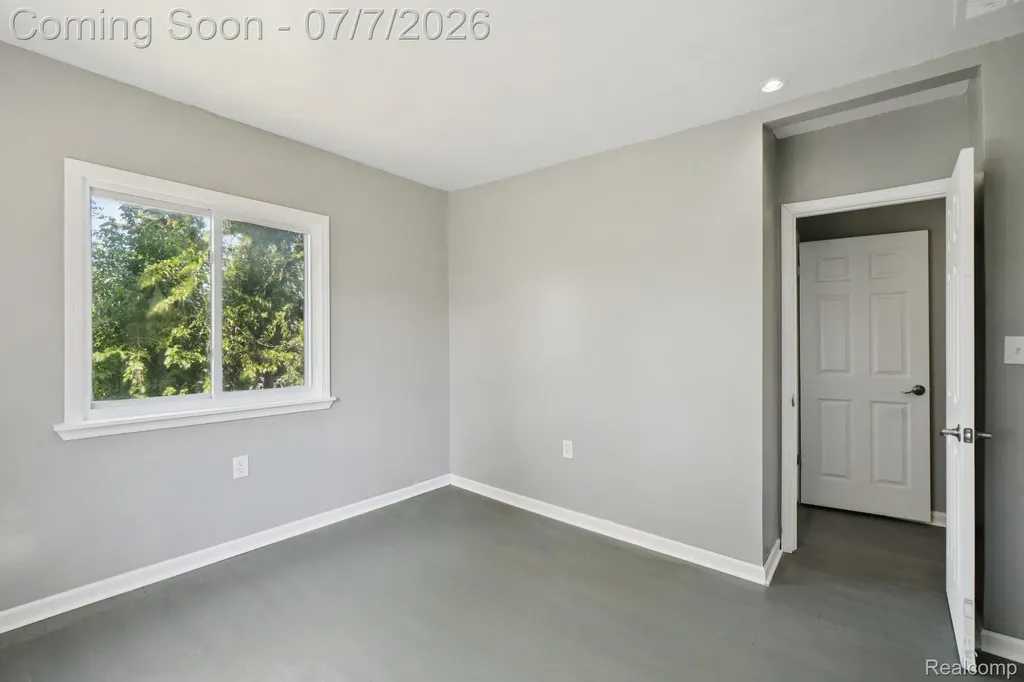 19211 Birwood Street Detroit City MI 48221