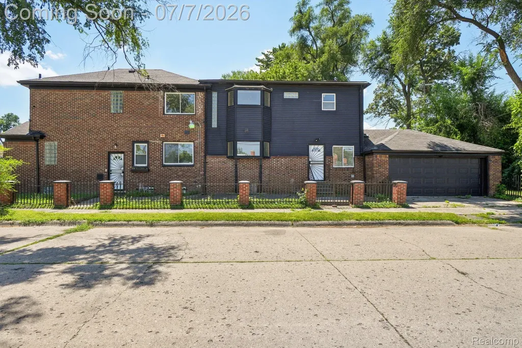 19211 Birwood Street Detroit City MI 48221