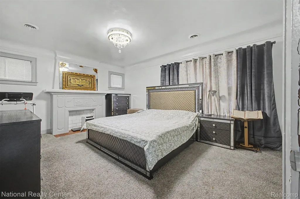 6348 Coleman Street Dearborn City MI 48126