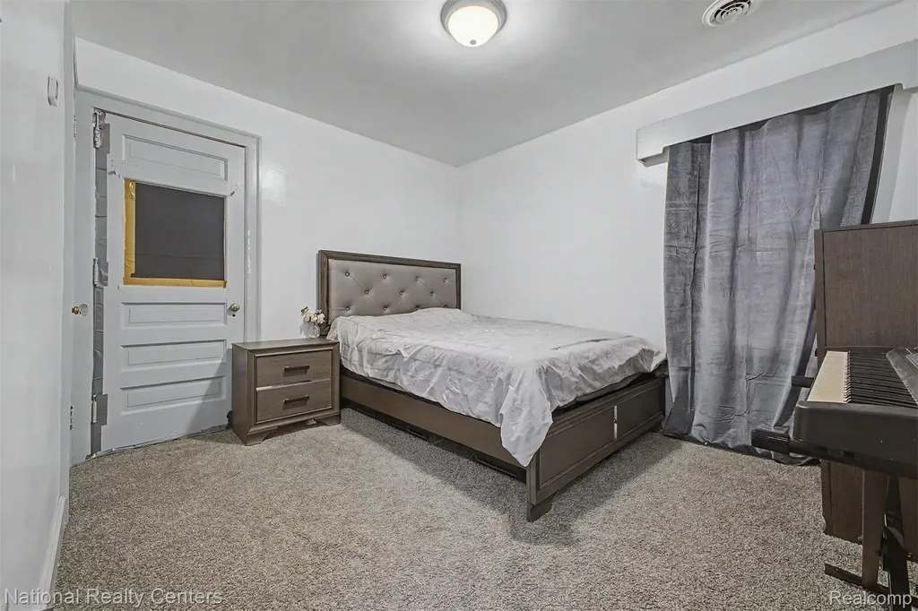 6348 Coleman Street Dearborn City MI 48126