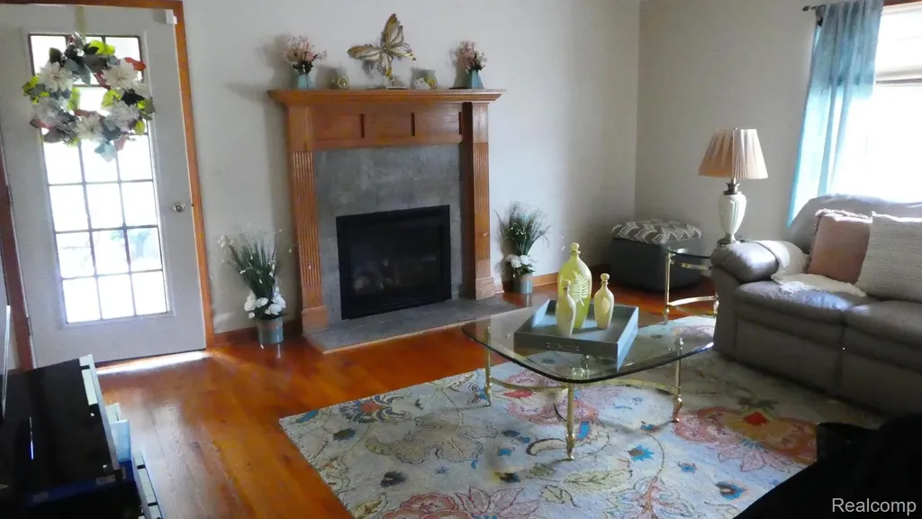 8051 Prestonwood Court Flushing Charter Township MI 48433