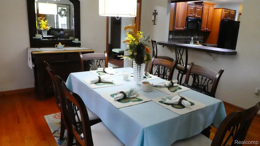 8051 Prestonwood Court Flushing Charter Township MI 48433