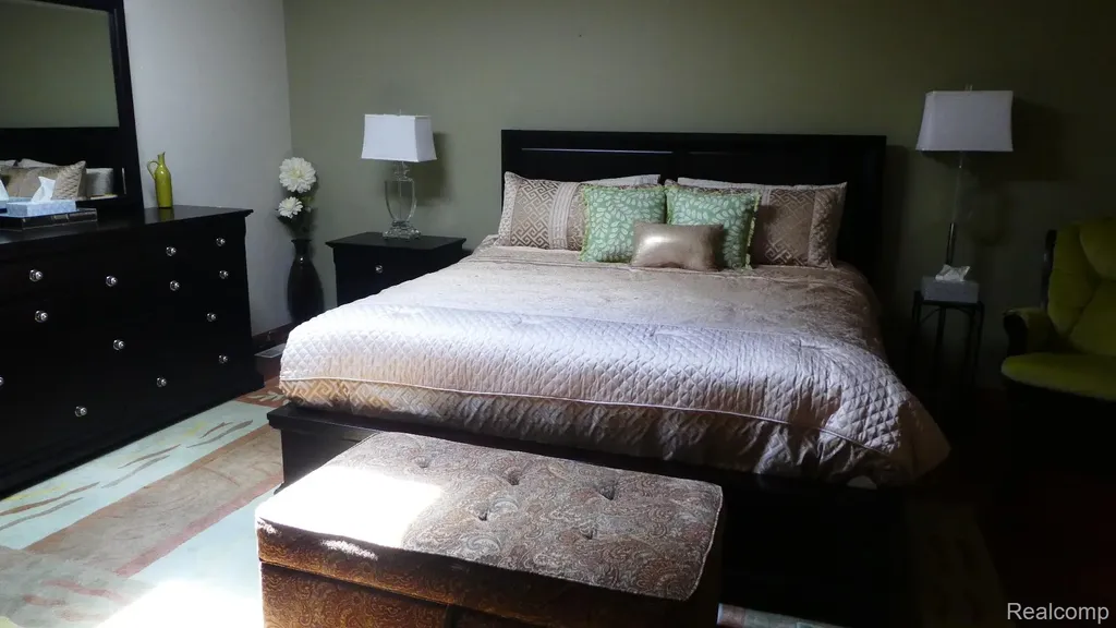 8051 Prestonwood Court Flushing Charter Township MI 48433