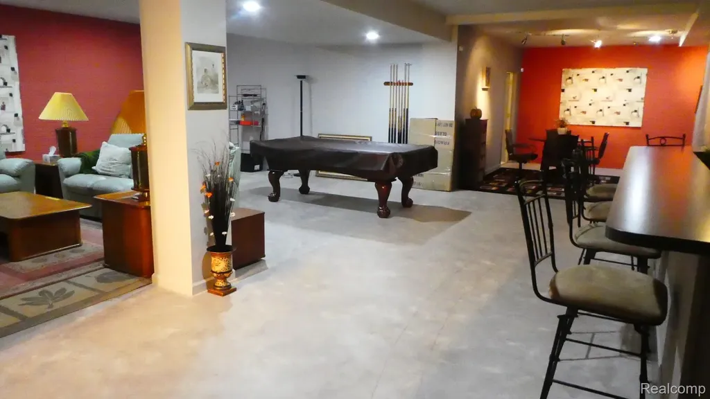 8051 Prestonwood Court Flushing Charter Township MI 48433