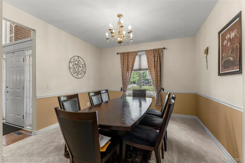 27363 Oxford Drive Southfield City MI 48033