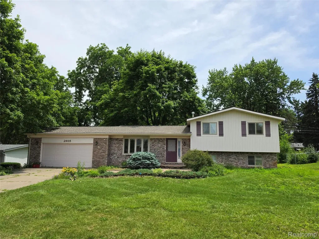 2935 Shawnee Lane Waterford Charter Township MI 48329