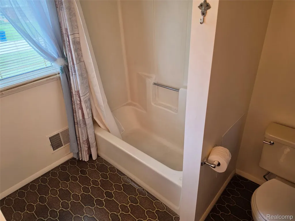 2935 Shawnee Lane Waterford Charter Township MI 48329