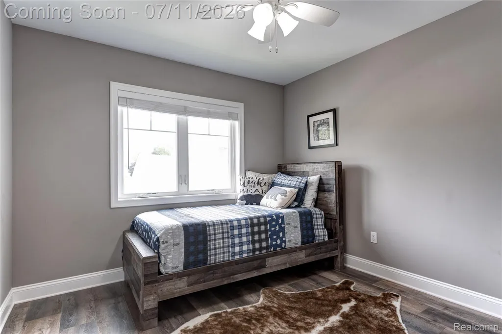 12033 Torrey Road Fenton Charter Township MI 48430
