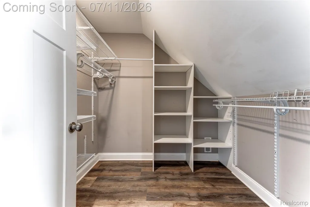 12033 Torrey Road Fenton Charter Township MI 48430