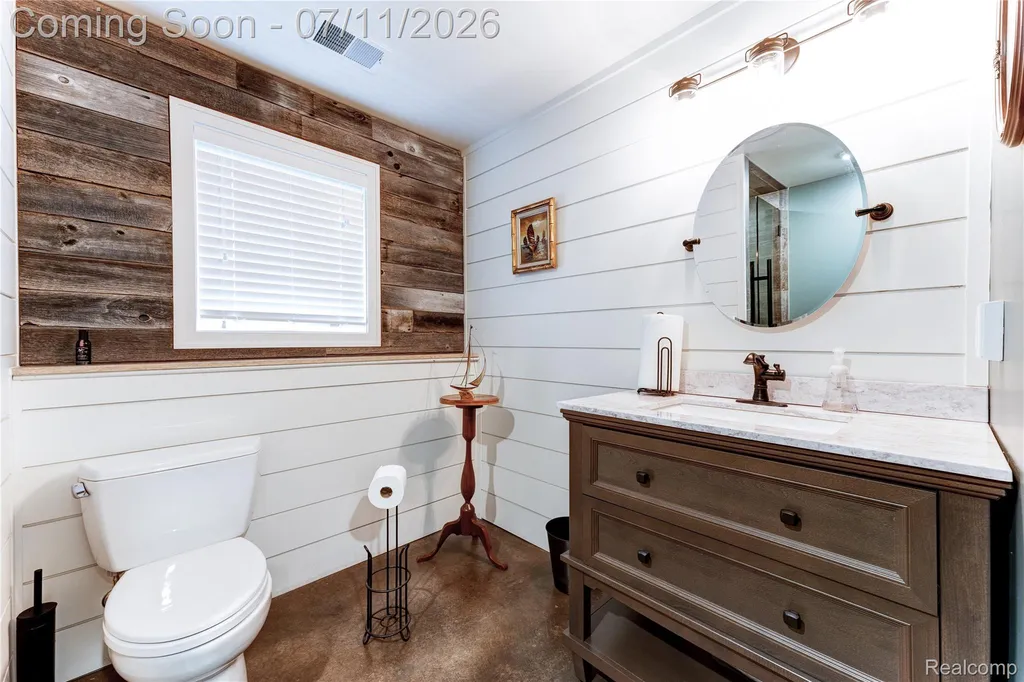 12033 Torrey Road Fenton Charter Township MI 48430