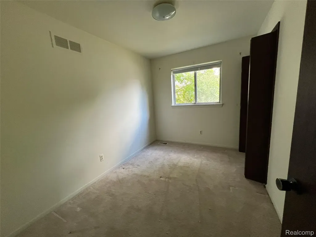 4136 Ironside Drive Waterford Charter Township MI 48329