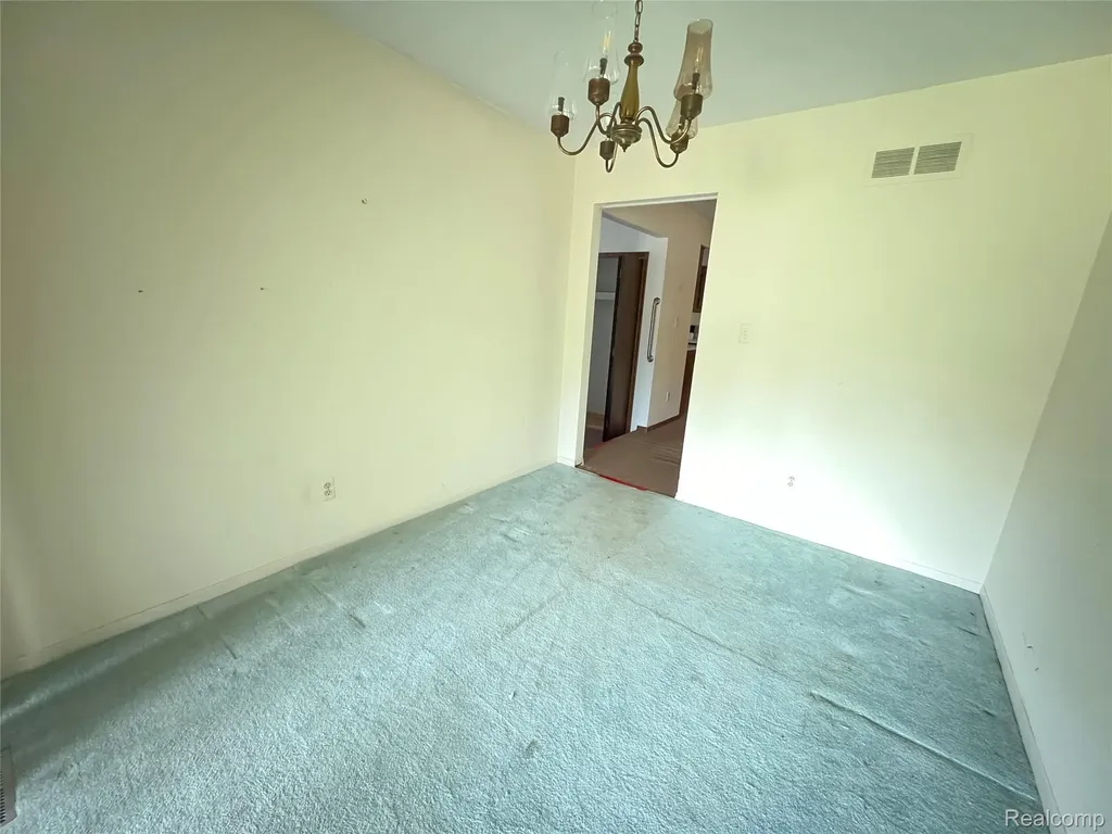 4136 Ironside Drive Waterford Charter Township MI 48329