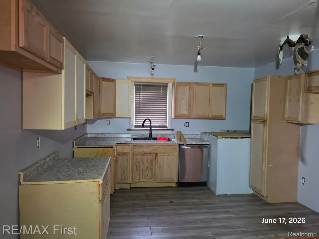17784 Northrop Street Detroit City MI 48219