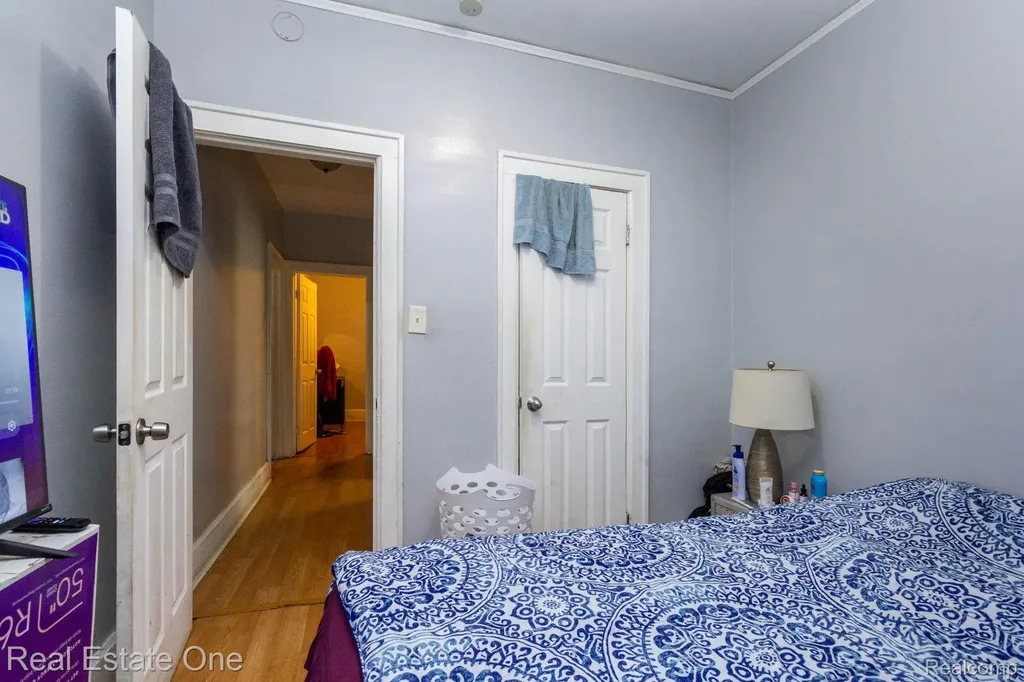 5485 Springwells Street Detroit City MI 48210