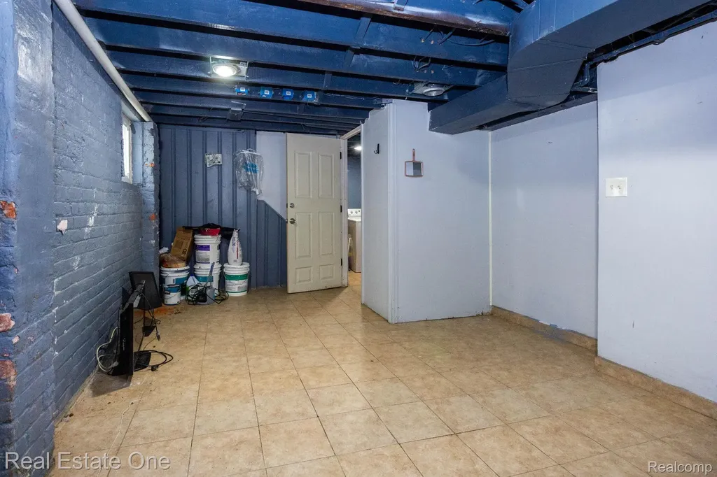 5485 Springwells Street Detroit City MI 48210