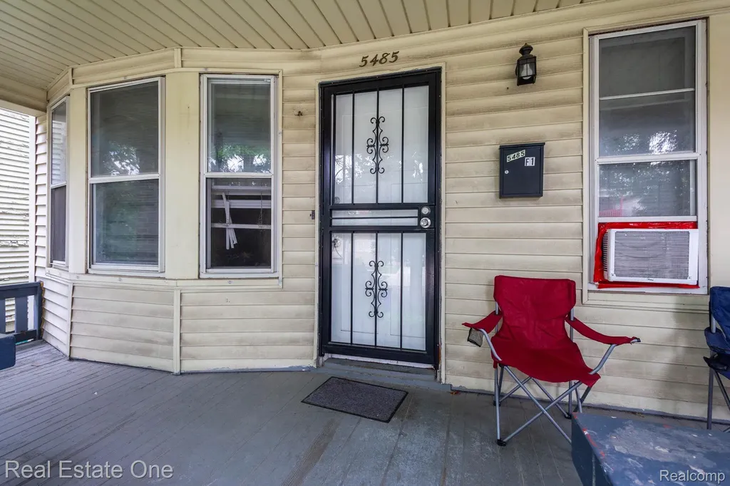 5485 Springwells Street Detroit City MI 48210