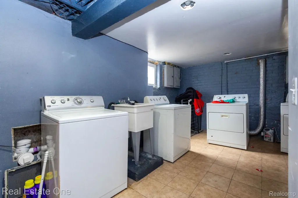 5485 Springwells Street Detroit City MI 48210