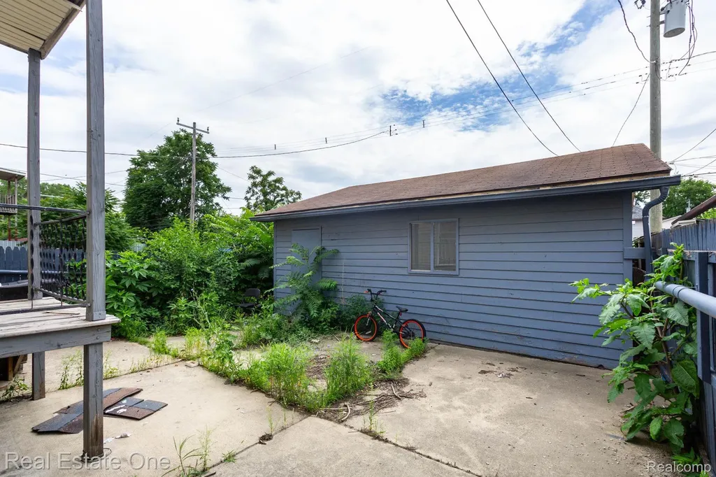 5485 Springwells Street Detroit City MI 48210