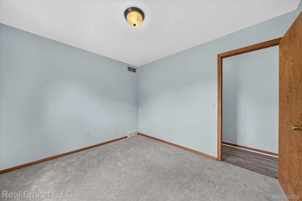 68457 Rosewood Lane Richmond City MI 48062