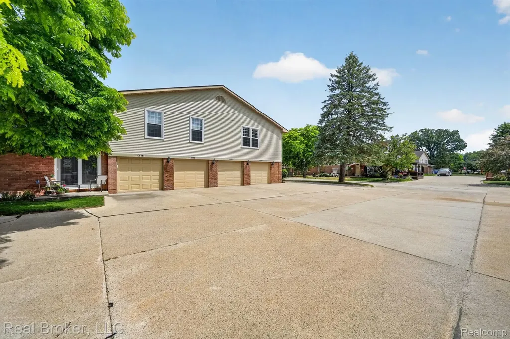 68457 Rosewood Lane Richmond City MI 48062