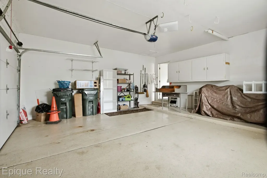 1982 Valley Lane Orion Charter Township MI 48360