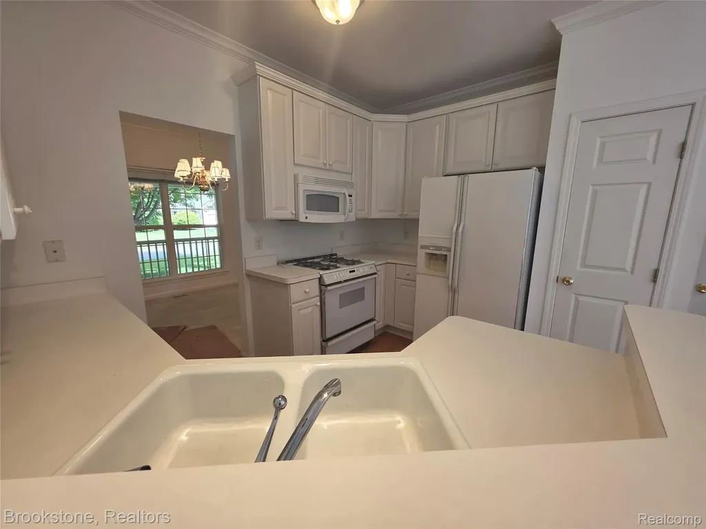14388 Oak Leaf Trail Fenton Charter Township MI 48451