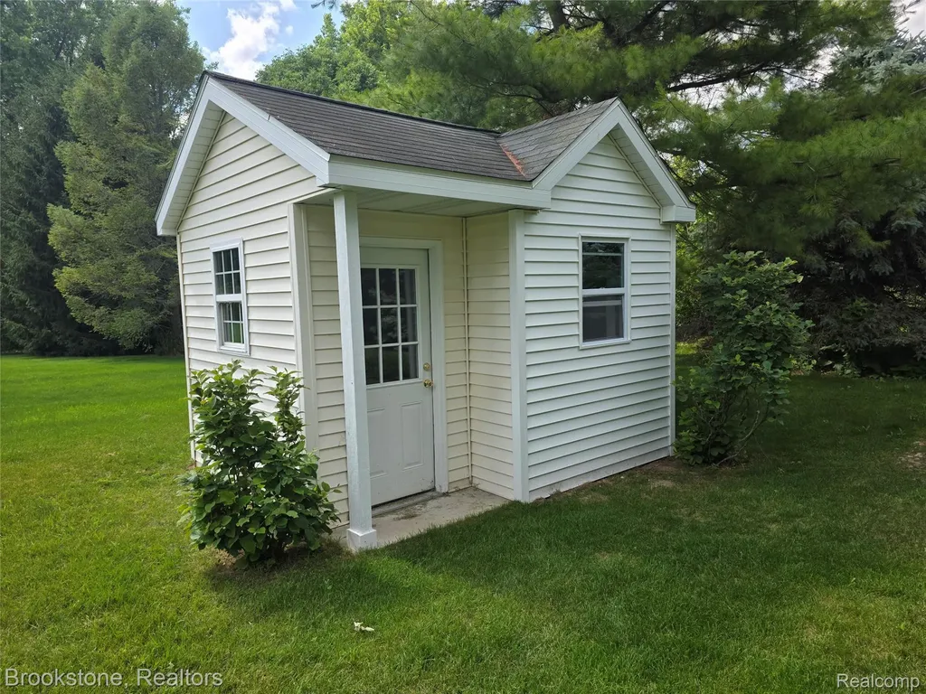 14388 Oak Leaf Trail Fenton Charter Township MI 48451