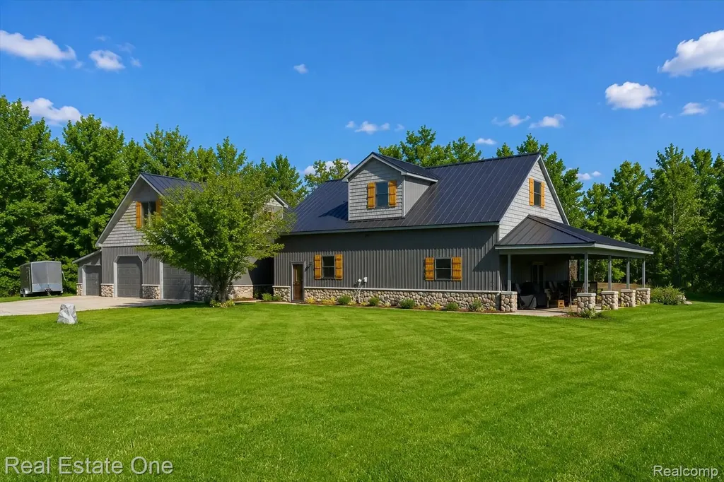 7250 Artesian Trail Cheboygan City MI 49721