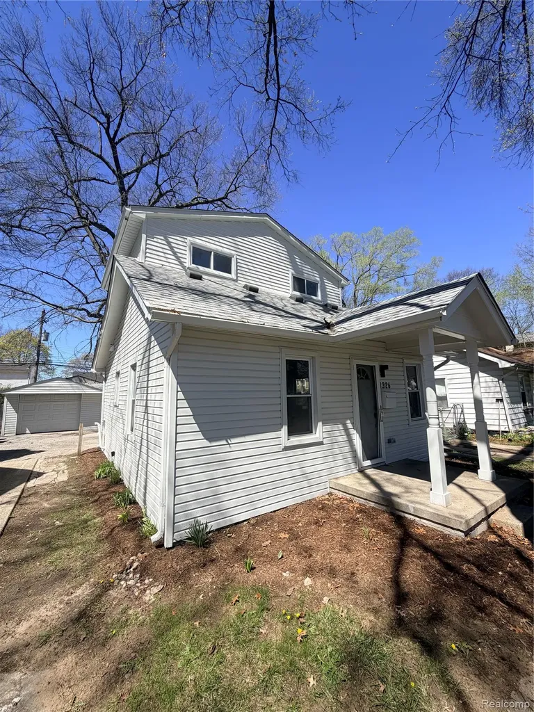 1326 Mohawk Avenue Royal Oak City MI 48067