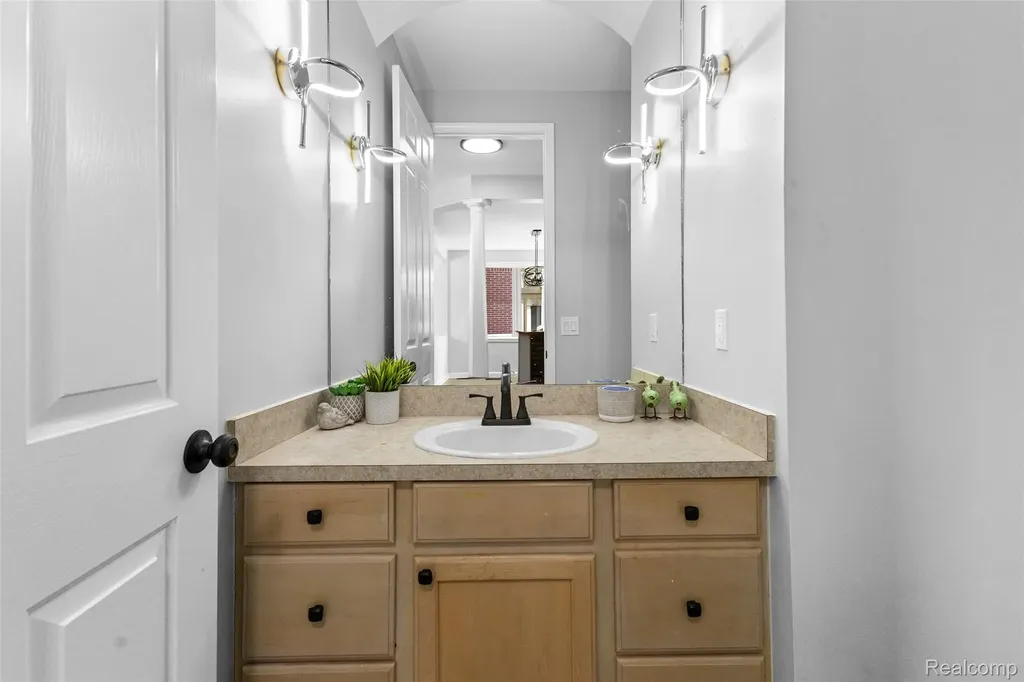 12173 Chandler Drive Plymouth Charter Township MI 48170