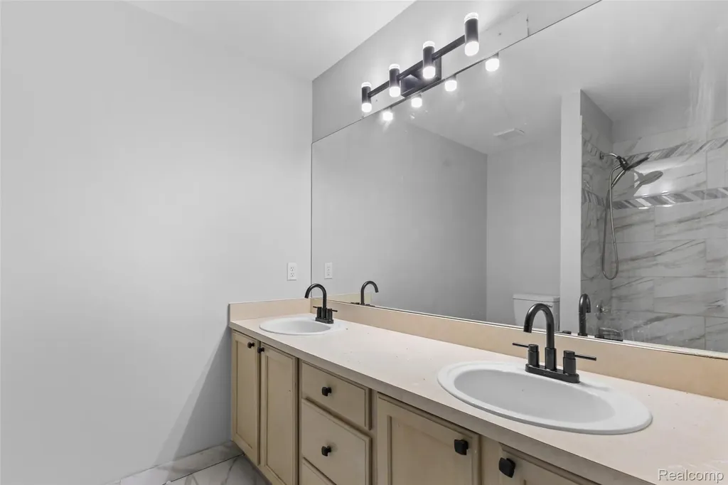 12173 Chandler Drive Plymouth Charter Township MI 48170