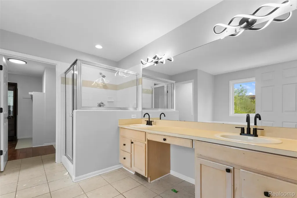 12173 Chandler Drive Plymouth Charter Township MI 48170
