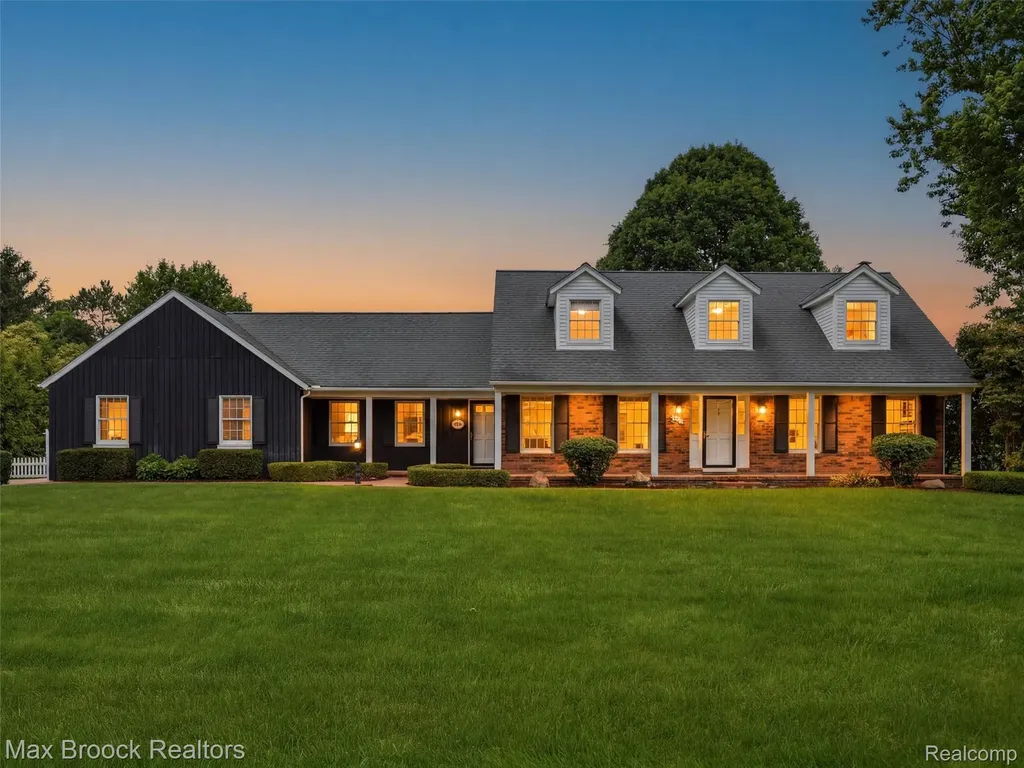 68163 Frampton Drive Washington Township MI 48095
