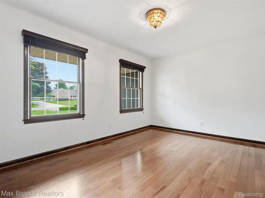 68163 Frampton Drive Washington Township MI 48095