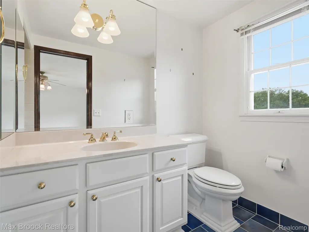 68163 Frampton Drive Washington Township MI 48095