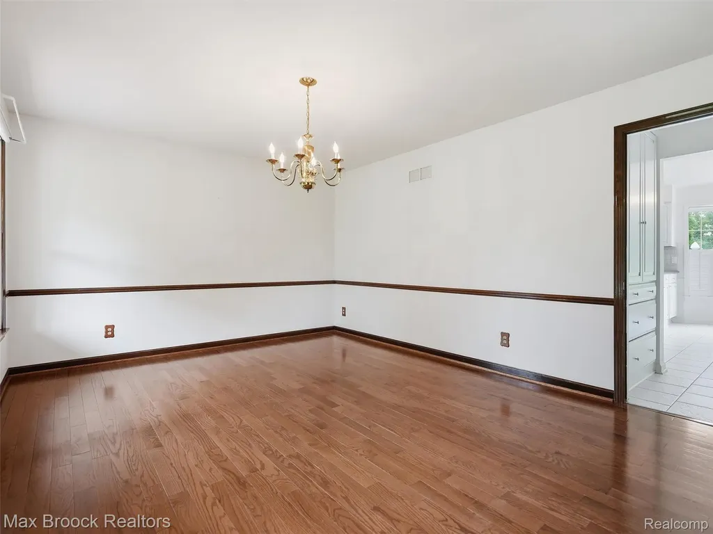 68163 Frampton Drive Washington Township MI 48095