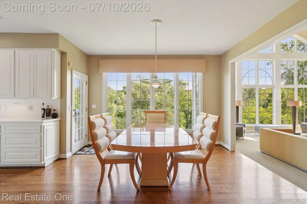 1642 Stony Creek Drive Rochester City MI 48307