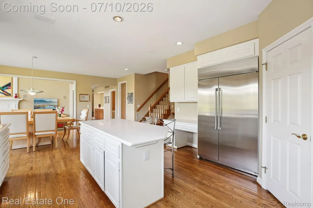 1642 Stony Creek Drive Rochester City MI 48307