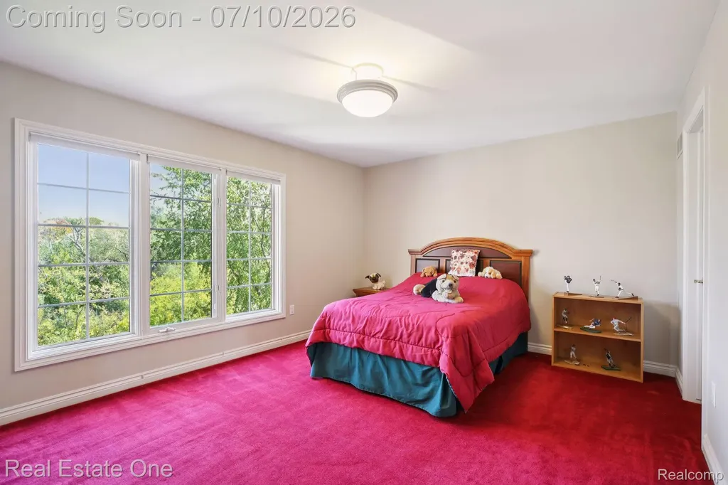 1642 Stony Creek Drive Rochester City MI 48307