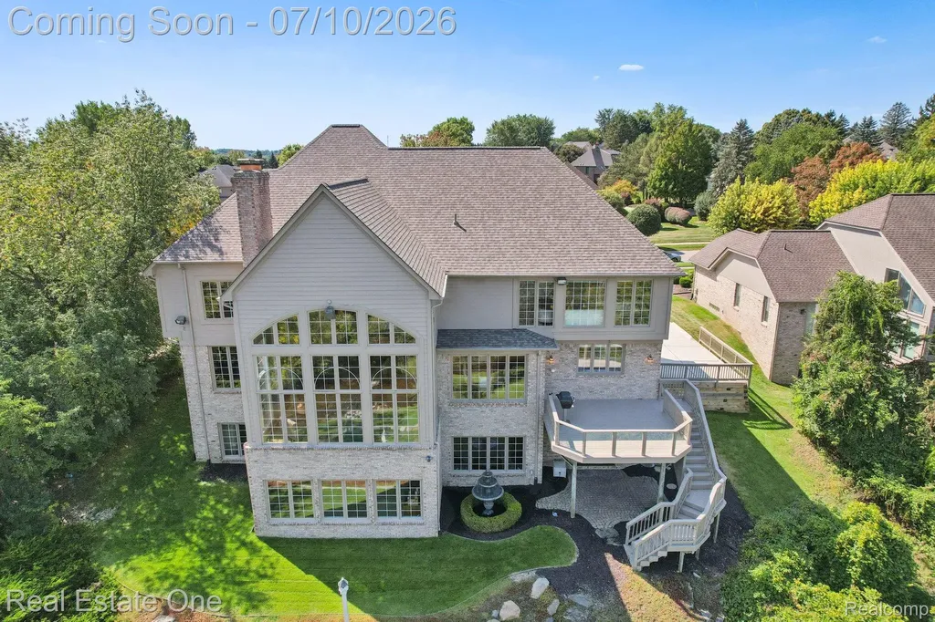 1642 Stony Creek Drive Rochester City MI 48307