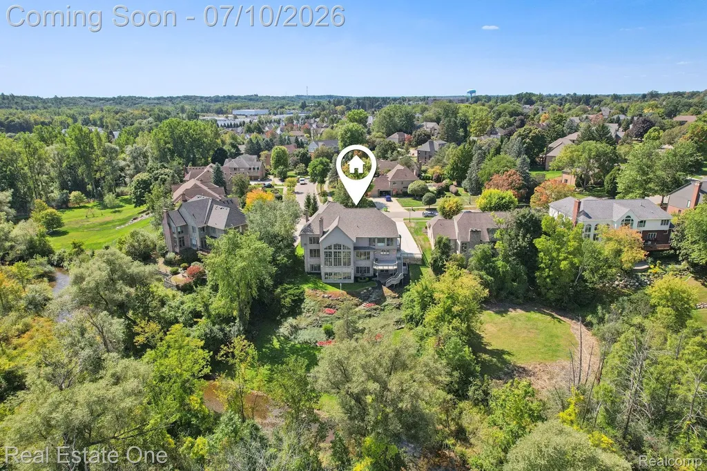 1642 Stony Creek Drive Rochester City MI 48307