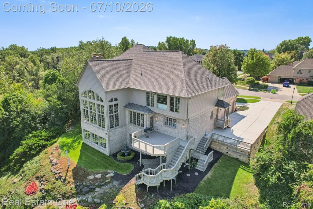 1642 Stony Creek Drive Rochester City MI 48307