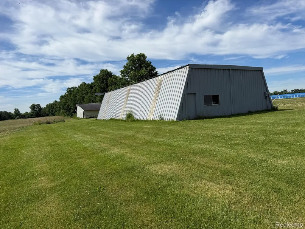 8886 Burnside Road Burnside Township MI 48416