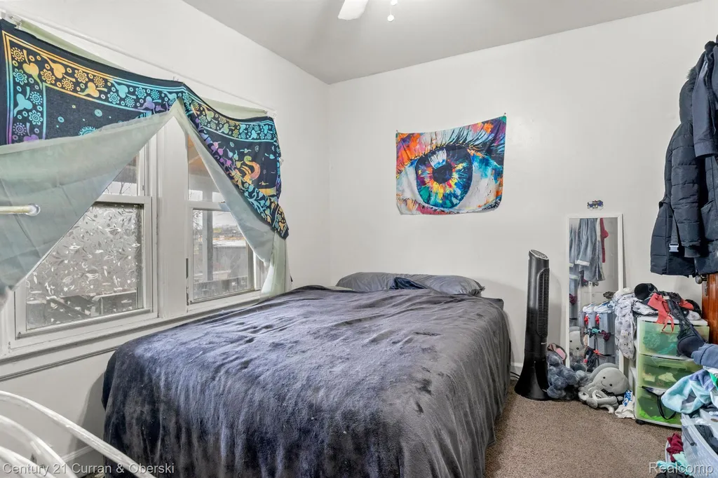 1205 Garfield Avenue Lincoln Park City MI 48146